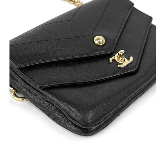 CHANEL Black Chevron Double Flap Crossbody Bag A-A25429 - Picture 10 of 10